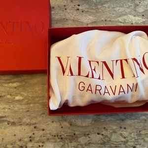 Brand New (2024)Valentino Garavini shoulder strap pouchette purse.